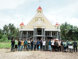 PT Harita Nickel Kembali Bantu Pembangunan Gereja GPM Desa Bobo, Nikolas Kurama Beri Apresiasi